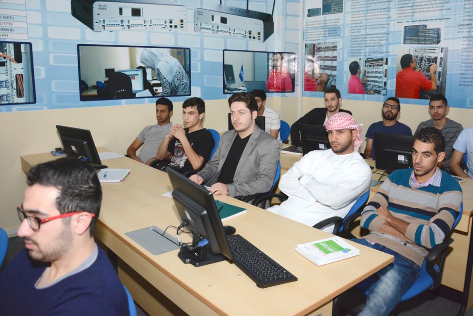 LabVIEW، جامعة العين للعلوم والتكنولوجيا