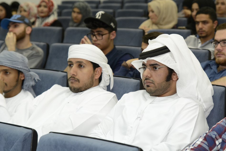 جائزة التميز في برنامجي المحاسبة والتمويل