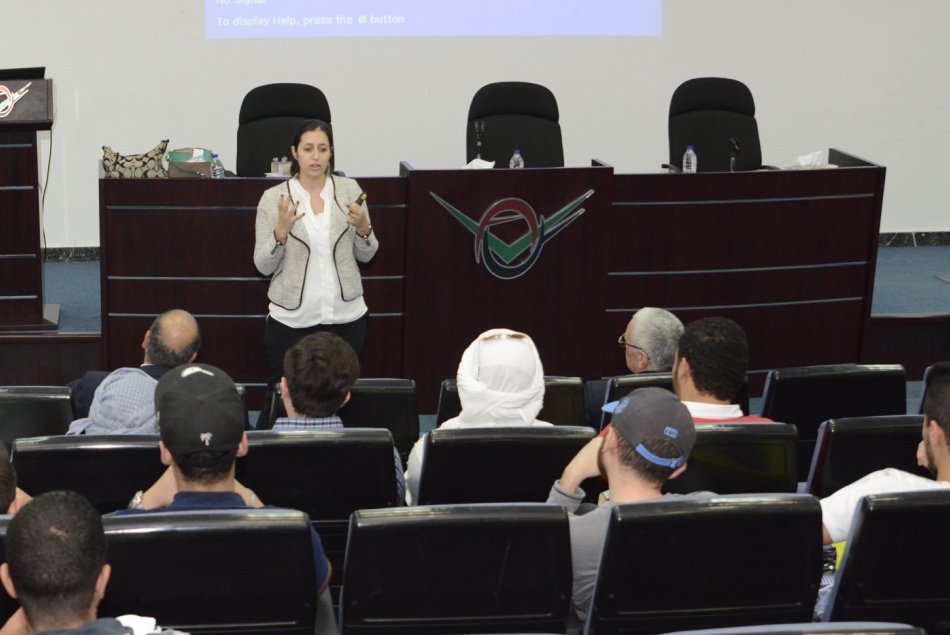 جامعة العين، جامعة العين للعلوم والتكنولوجيا، جائزة التميز في برنامجي المحاسبة والتمويل