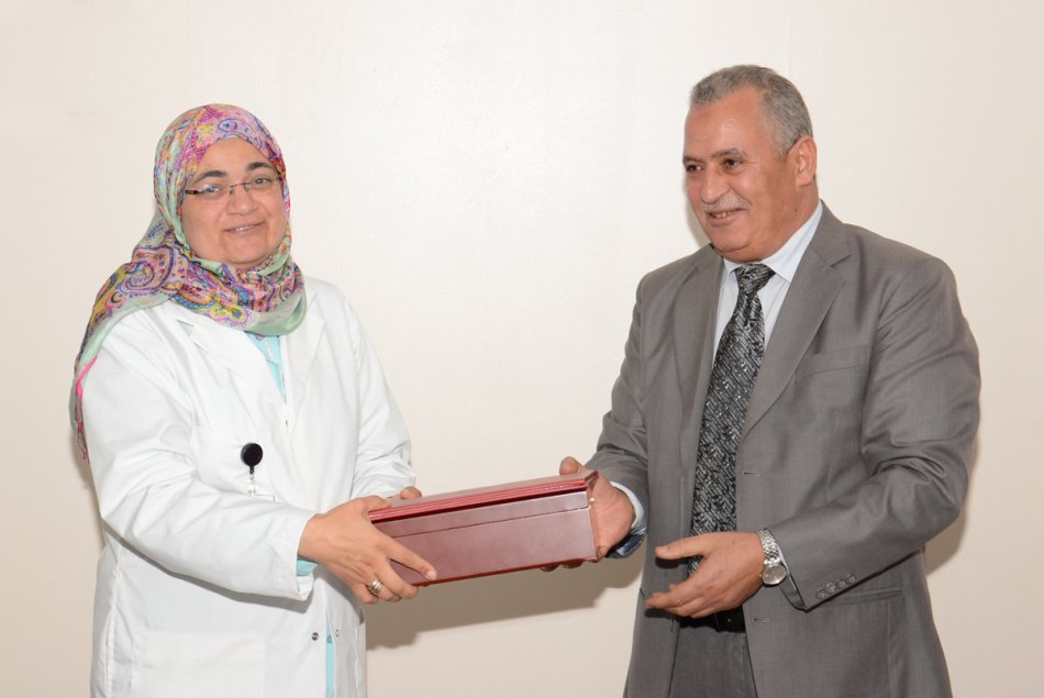كلية الصيدلة بجامعة العين تكرم الشركاء الإستراتيجيين في برنامج تدريب طلبة الكلية