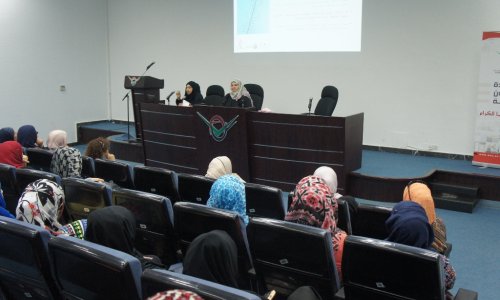 فعاليات توعوية بسرطان الثدي في جامعة العين 