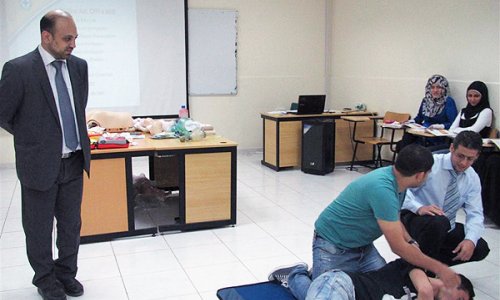 AAU Pharmacy College and Tawam Hospital Hold First Aid Course