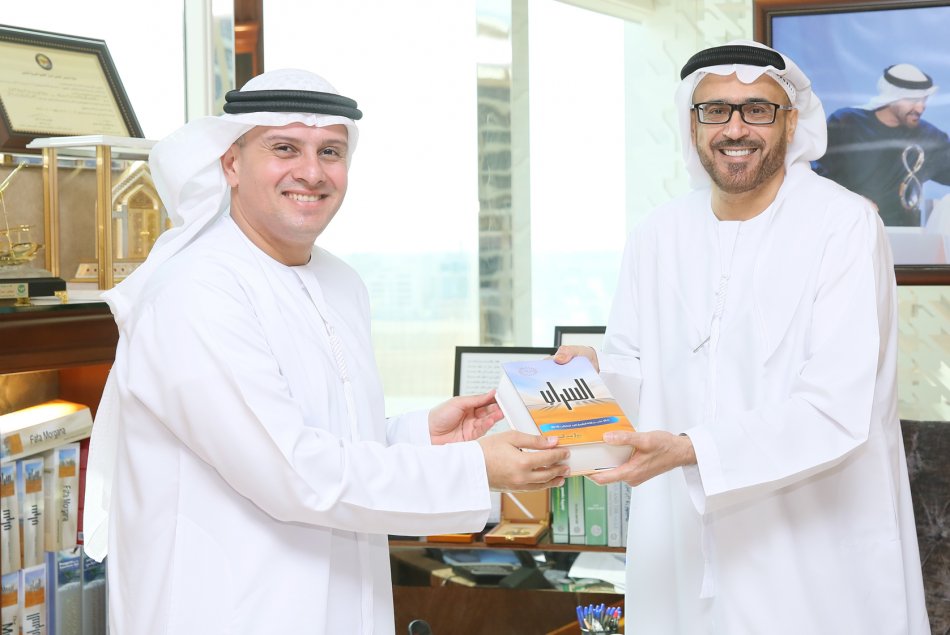 الرئيس المستشار لجامعة العين يلتقي مدير عام مركز الإمارات للدراسات والبحوث الاستراتيجية