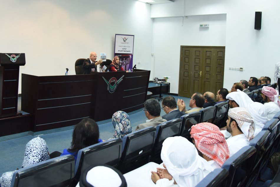 اللقاء الترحيبي بالطلبة الجدد للفصل الثاني من العام الجامعي 2016-2017