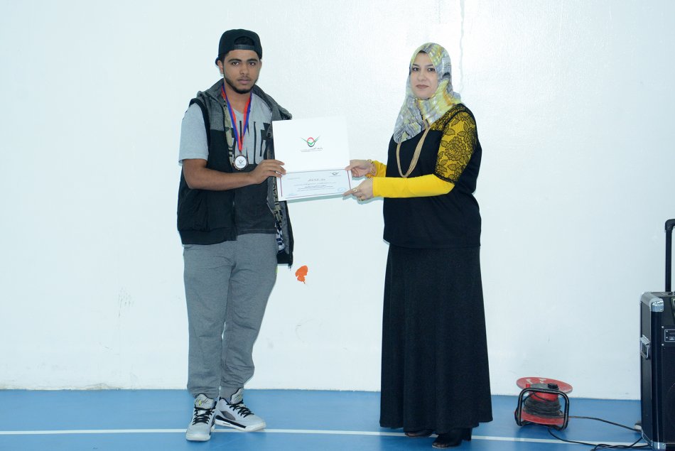 تتويج أوائل بطولة كرة السلة وبطولة اللياقة البدنية في جامعة العين