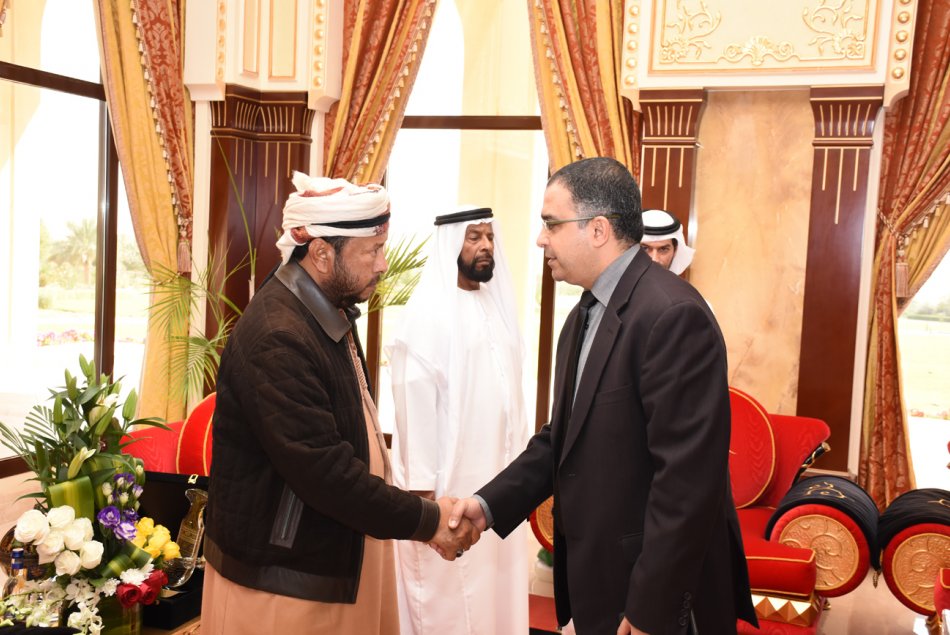 الشيخ سلطان بن زايد يستقبل وفد من جامعة العين
