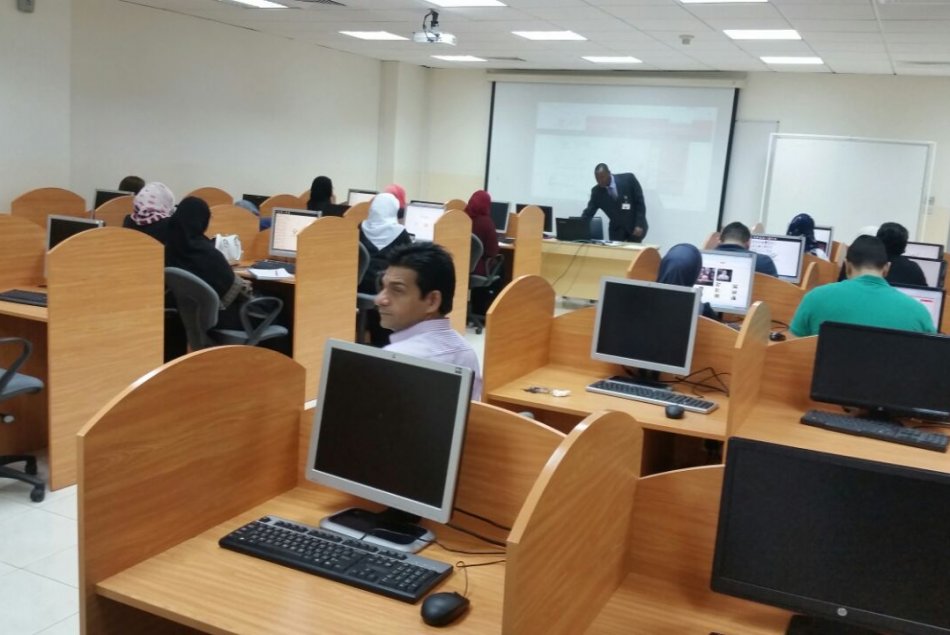 Khalifa Library Organizes a Workshop on Search Skills and Research Management 