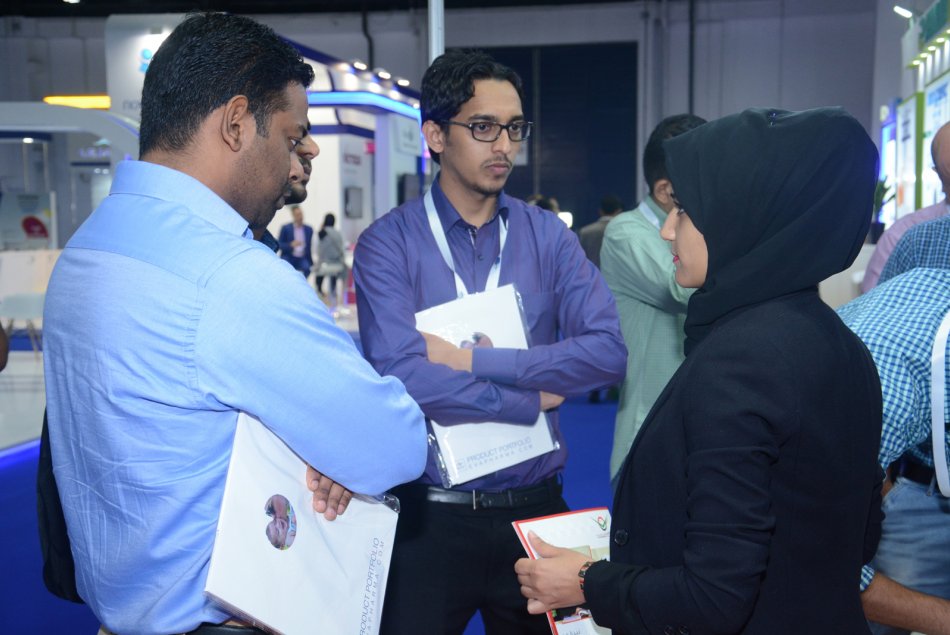 AAU participates in the biggest event of the Middle East in the field of pharmacy (DUPHAT 2017)