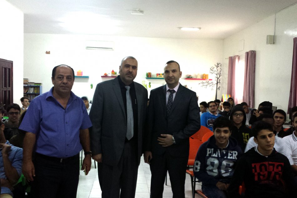 محاضرة في التنمية البشرية لطلبة مدرسة أشبال القدس الثانوية - أبوظبي