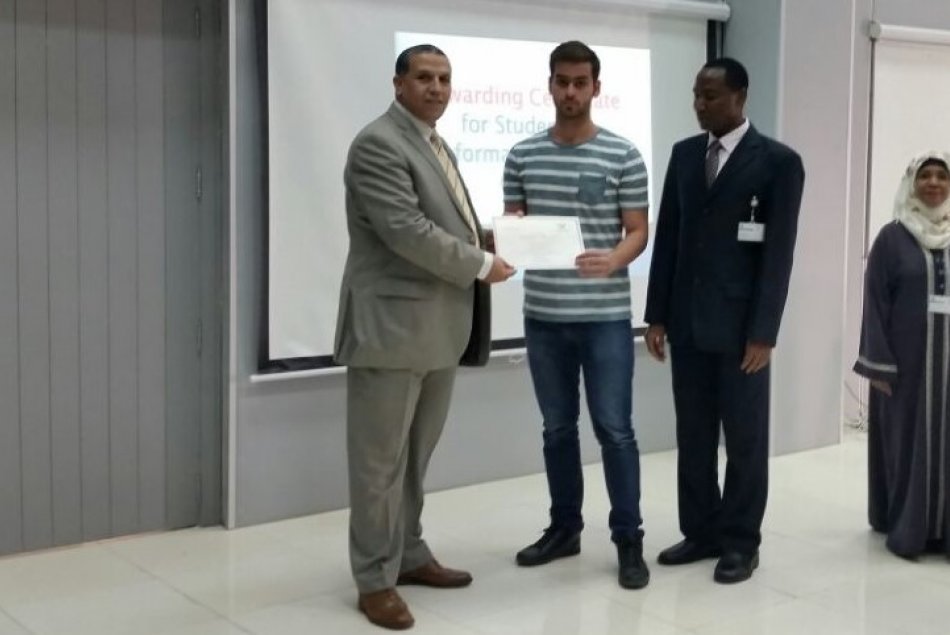 AAU Students Attend Information Literacy Course