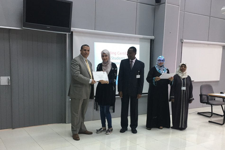 AAU Students Attend Information Literacy Course