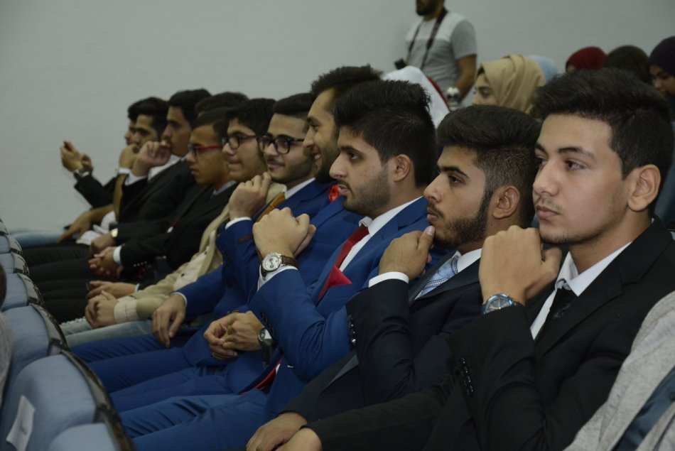 تكريم طلبة الثانوية العامة من الجمعية الأردنية