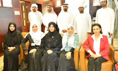 وفد طلابي من جامعة العين يزور 