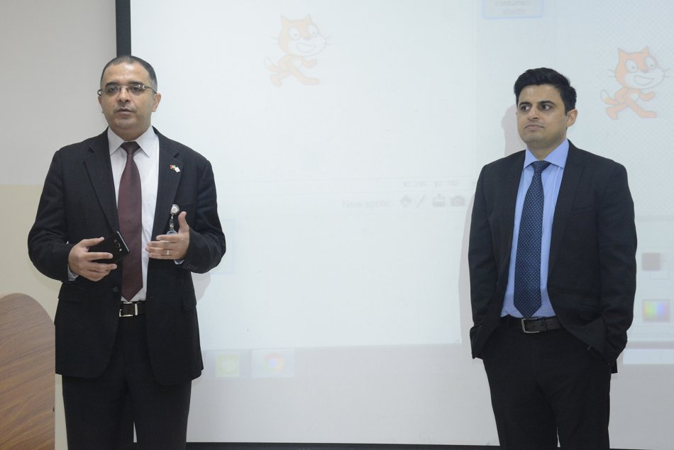 ورشة عمل حول لغة البرمجة