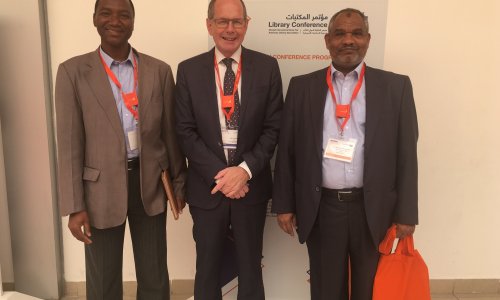 جامعة العين تشارك في مؤتمر المكتبات 