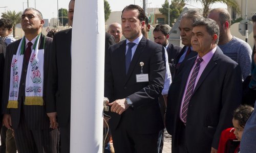 جامعة العين تشارك في وقفة الدعاء الصامت وتحيي يوم الشهيد