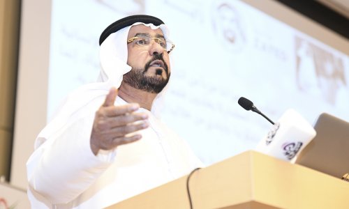جامعة العين تعرض إنجازات زايد الخير