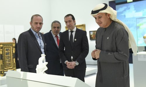 وفد جامعة العين يزور 
