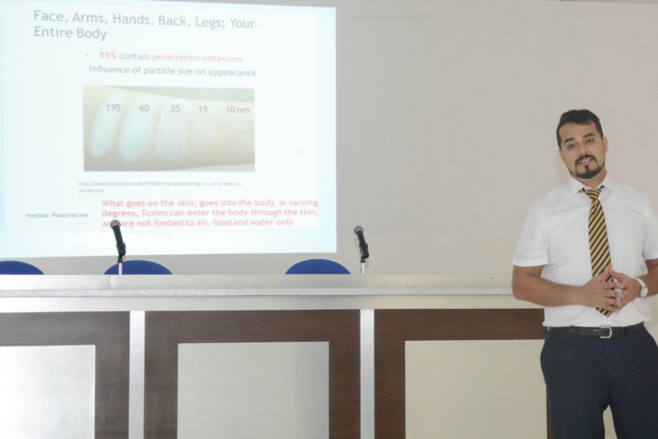Lecture on Cosmetics Effects on Skin Health