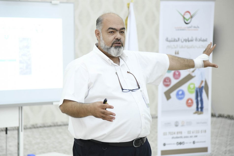 محاضرة حول كيفية الاستجابة للحرائق والزلازل