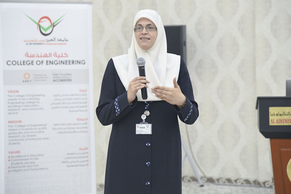 لقاء تعريفي للطلبة الجدد في كلية الهندسة