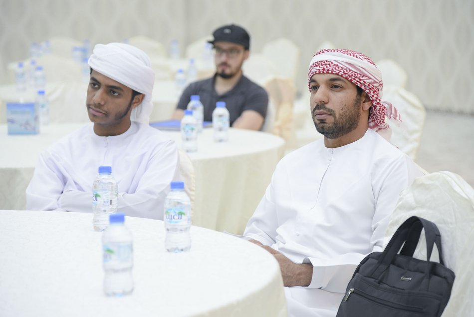 لقاء تعريفي للطلبة الجدد في كلية الهندسة