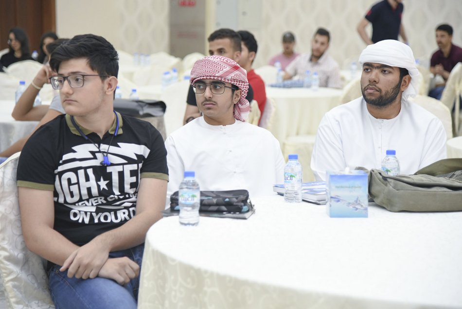 لقاء تعريفي للطلبة الجدد في كلية الهندسة