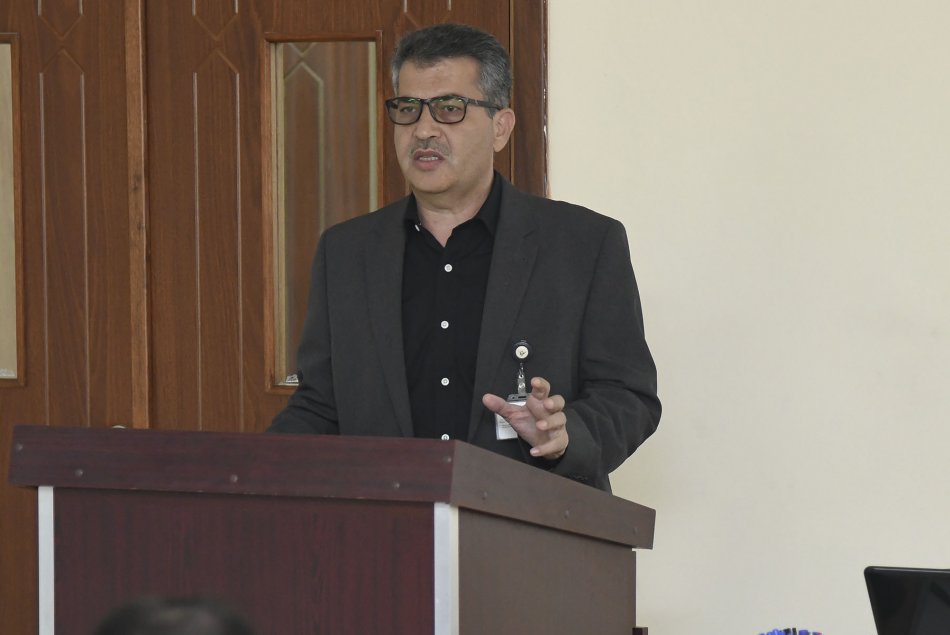 ورش عمل متنوعة لتنمية أعضاء الهيئة التدريسية في كلية الهندسة