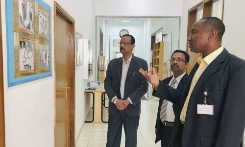 Khalifa Library Receives Librarians of BITS-Pilani University