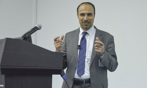 مكتبة خليفة تعزز أهمية القراءة