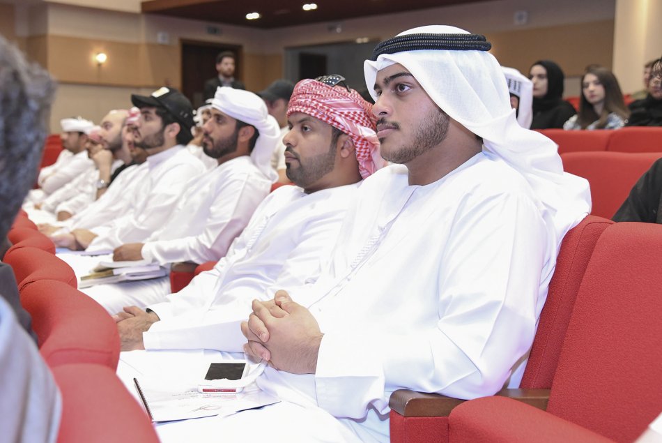 استضافة الدكتور خالد السويدي وندوة بعنوان من أبوظبي إلى مكة