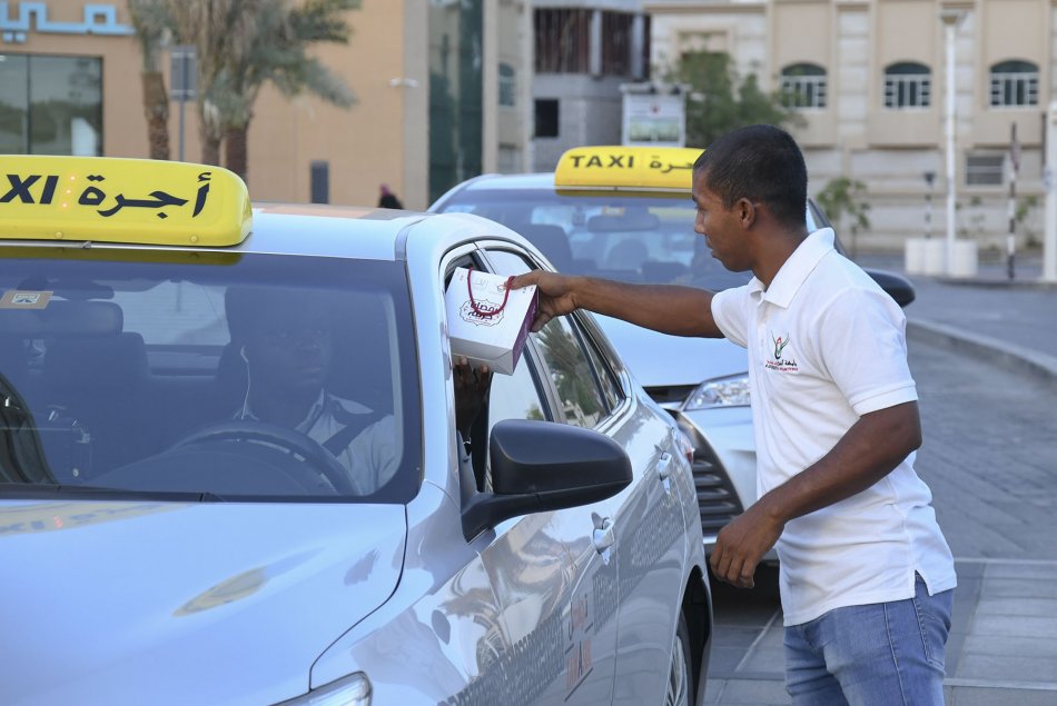 توزيع وجبات إفطار صائم - مقر العين