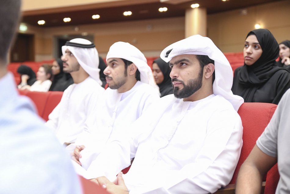 ندوة حول الدور الإعلامي لشبكات التواصل الاجتماعي