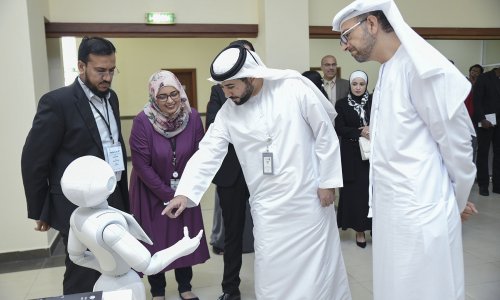 جامعة العين تعزز دور الذكاء الاصطناعي 