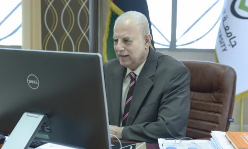 رئيس جامعة العين يؤكد على أهمية الريادة في الدراسات العليا