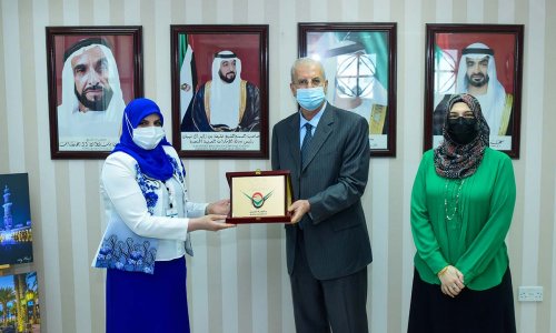 The President honors the distinguished committees at Al Ain University