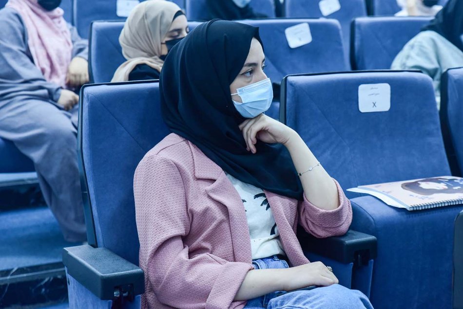 أكتوبر الوردي 