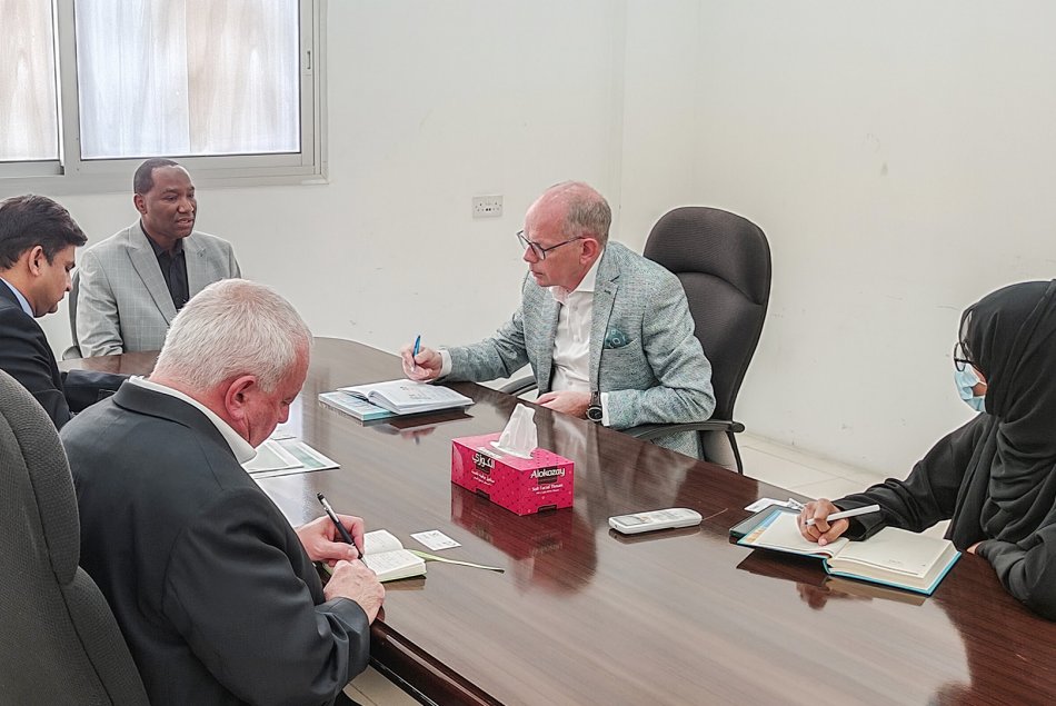 AAU Library strengthens partnership with OCLC and Edutech 