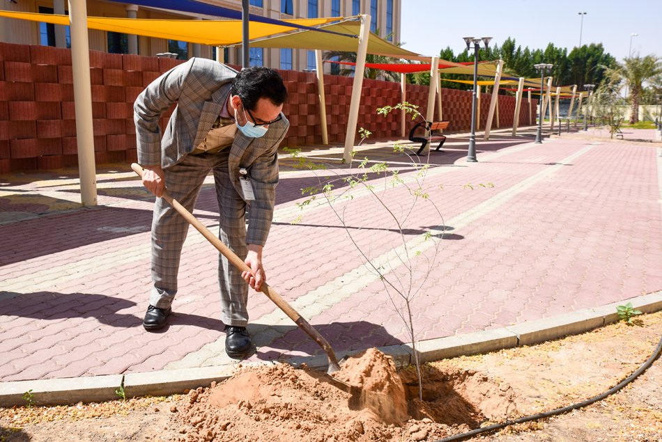 اليوم البيئي السنوي الخامس 