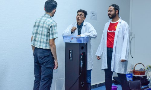 “Pharmacy carnival” restores the atmosphere of enthusiasm for students 