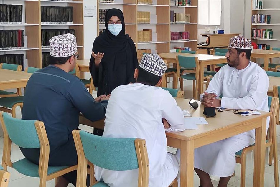 لقاء تعريفي بالمكتبة للطلبة الجدد