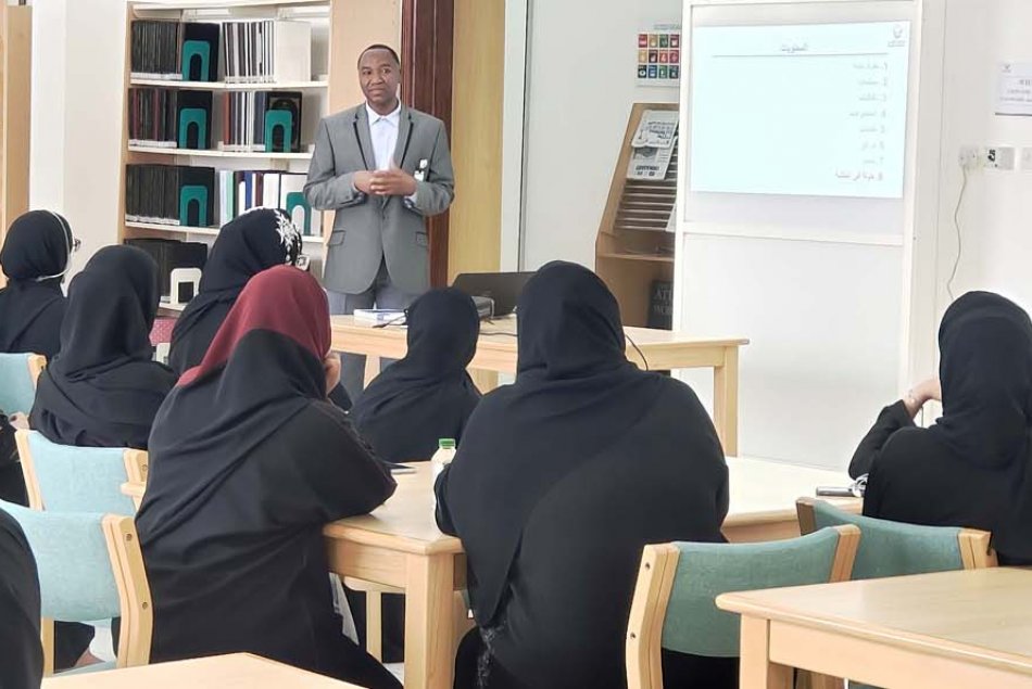 لقاء تعريفي بالمكتبة للطلبة الجدد