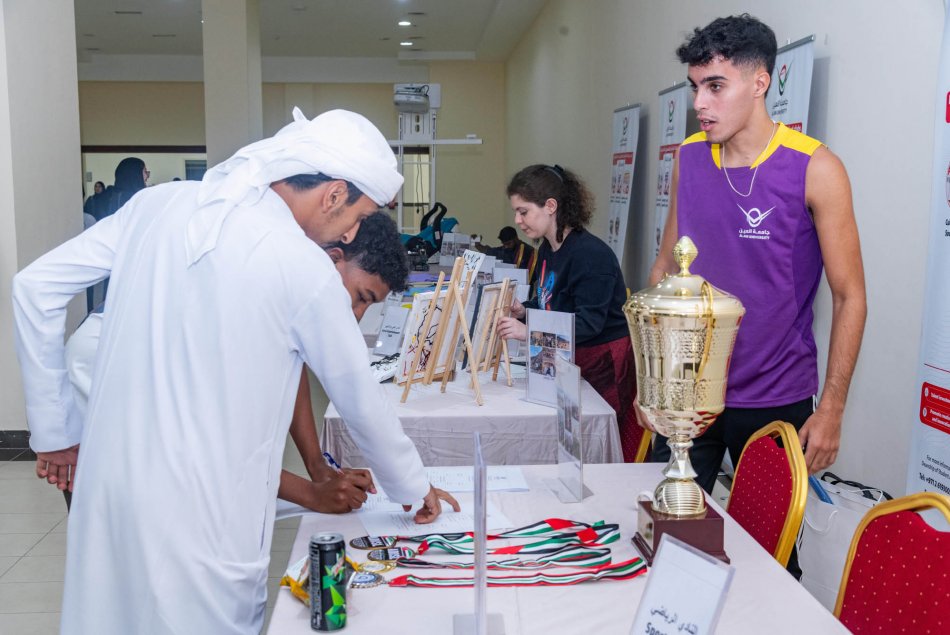 اليوم التعريفي للطلبة الجدد 2023-2024 - مقر أبوظبي
