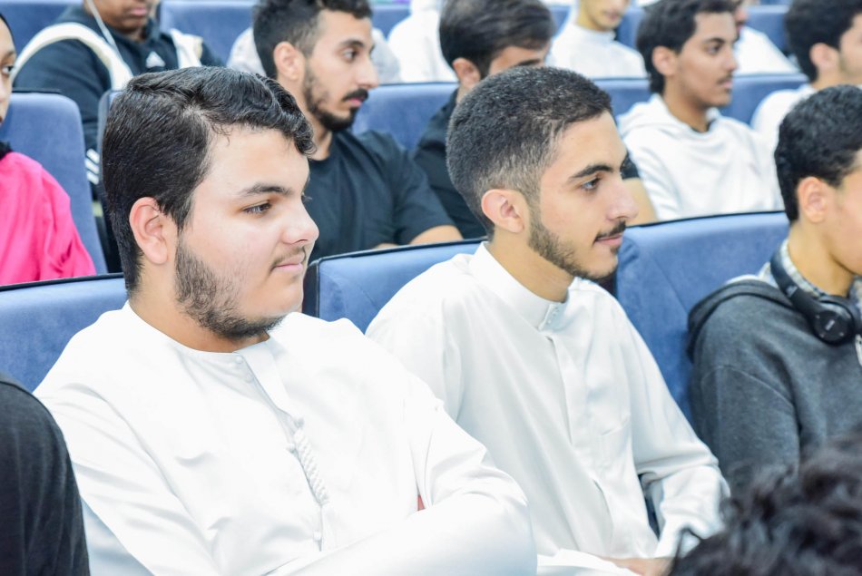 لقاء رئيس الجامعة مع الطلبة الجدد 2023/2024