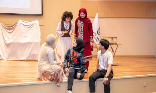 عرض مسرحي بمناسبة اليوم الدولي للغة الأم