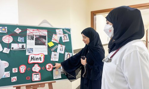 طالبات القانون يبحثن عن المتهم في الجريمة 