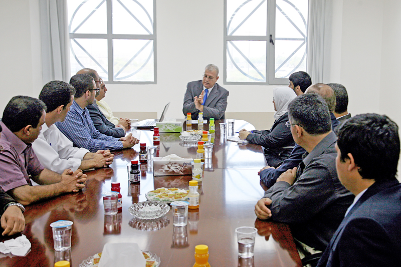AAU President Meets New Faculty Members